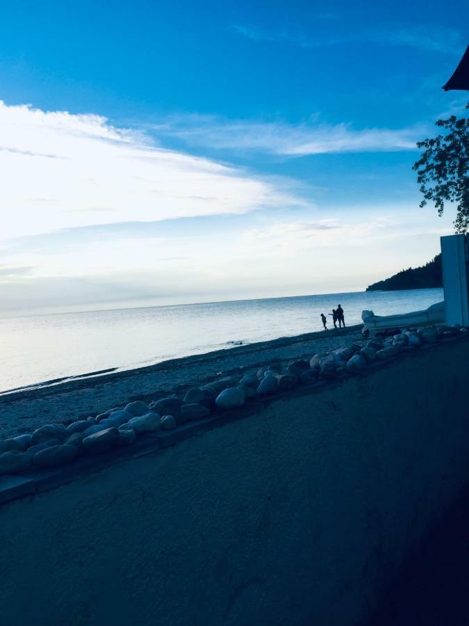 Seafront Maisonette In フォルカ エクステリア 写真
