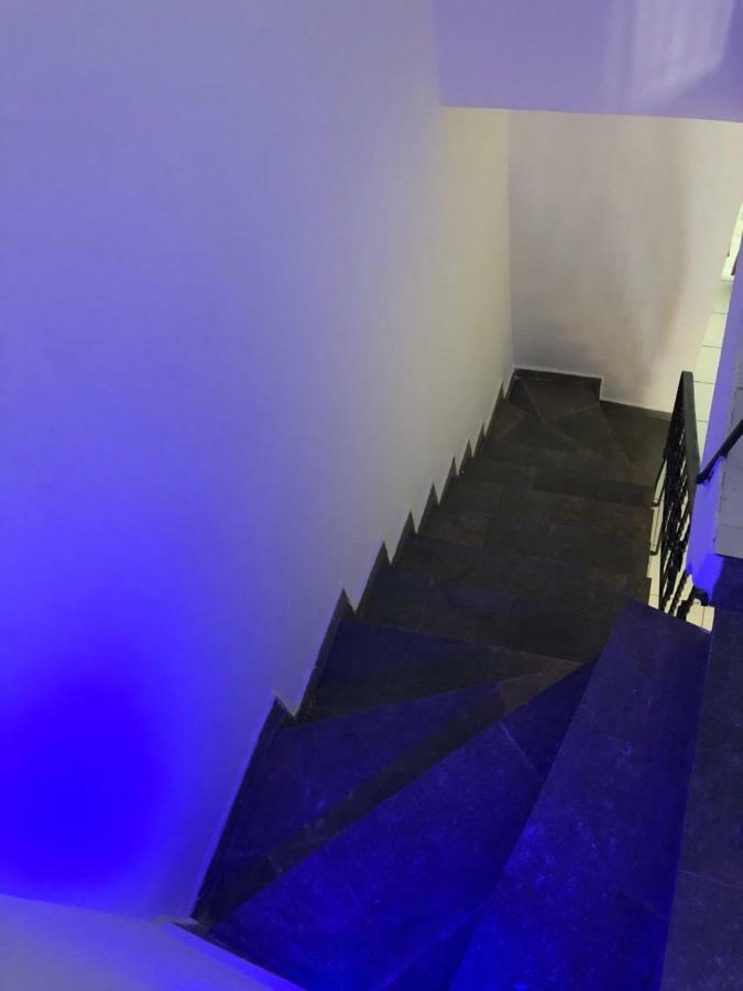 Seafront Maisonette In フォルカ エクステリア 写真